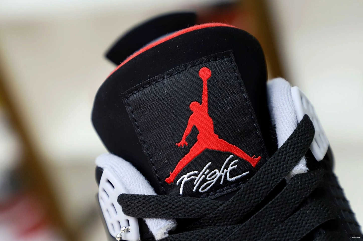 AIR 'BRED' 2019 JORDAN 4 RETRO OG 0718